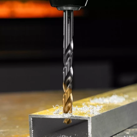 Сверло спиральное по металлу Denzel, 9 x 125 мм, Р6М5, Golden Tip, 718241 купить в Ханты-Мансийске