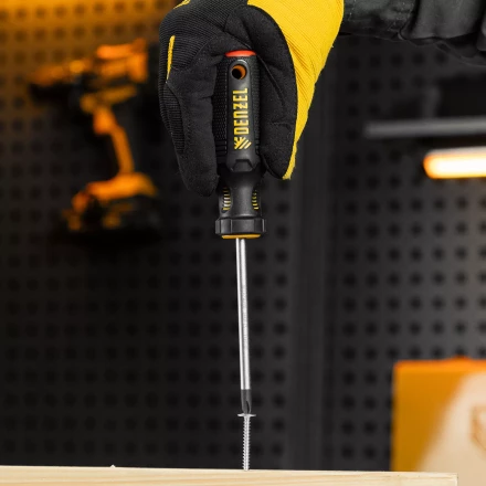 Набор отвёрток Denzel 122117, 2 шт., PH+SL, S2, 3к рукоятка купить в Ханты-Мансийске