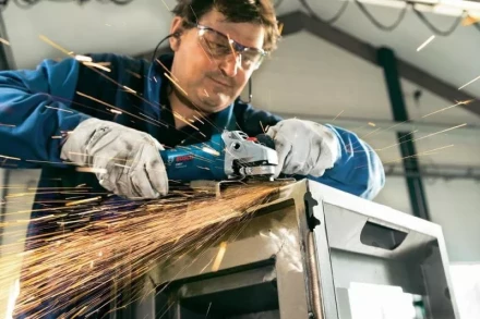 Углошлифовальная машина BOSCH GWS 7-115 Е (0.601.388.201) купить в Ханты-Мансийске