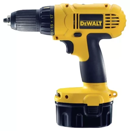 Дрель-винтоверт аккумуляторная DeWalt DC 728 КА купить в Ханты-Мансийске