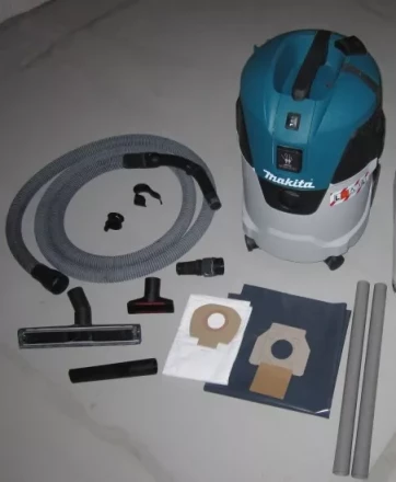 Пылесос промышленный Makita VC2512L купить в Ханты-Мансийске