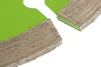 Диск алмазный отрезной сегментный, 125 х 22,2 мм, сухая резка  СИБРТЕХ 731017 купить в Ханты-Мансийске