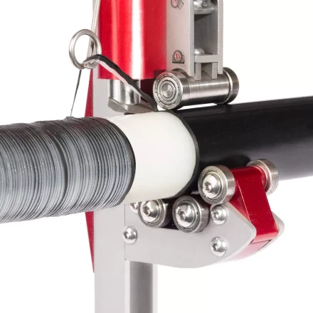 Инструмент КВТ FBS 16–52 для снятия полупроводящего экрана на кабелях из сшитого полиэтилена 16–52 мм (101903) купить в Ханты-Мансийске