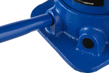 Домкрат гидравлический бутылочный T50, 2т, 180-347мм, в кейсе, ЗУБР Профессионал 43060-2-K 43060-2-K_z01 купить в Ханты-Мансийске