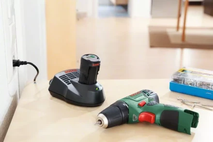 Аккумуляторная дрель BOSCH PSR 10,8 LI-2 (0.603.972.909) купить в Ханты-Мансийске