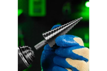 Сверло ступенчатое по металлу Сибртех 723015, 4-6-8-10-12-14-16-18-20-22-24-26-28-30-32 мм, 4241 купить в Ханты-Мансийске