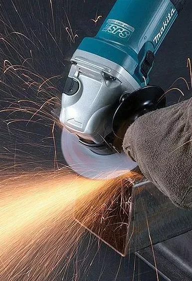 Шлифмашина Makita УШМ GA6040С купить в Ханты-Мансийске