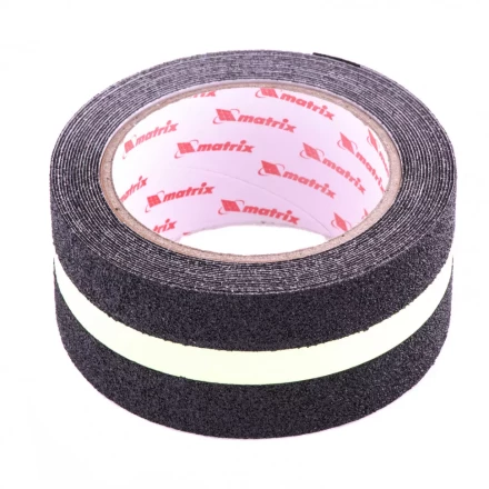 Лента клейкая противоскользящая c фотолюминисцентной полосой 50 мм x 5 м Matrix 88719 88719 купить в Ханты-Мансийске