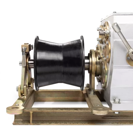 Лебедка тяговая автономная КВТ ЛТА-5 с бензиновым приводом, 5 т (88397) купить в Ханты-Мансийске