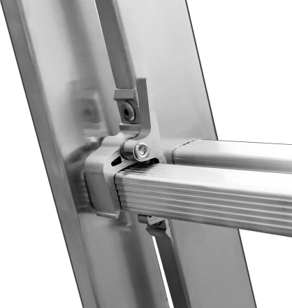 Лестница СИБИН универсальная, трехсекционная со стабилизатором, 7 ступеней 38833-07 купить в Ханты-Мансийске