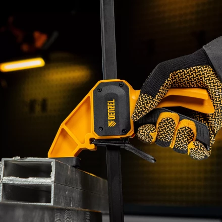 Струбцина F-образная Denzel, быстрозажимная, 300 х 80 мм, усиленный нейлоновый корпус, 20506 купить в Ханты-Мансийске