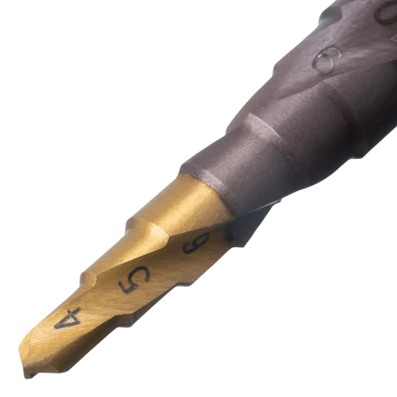 Сверло ступенчатое Denzel 723612,  4-5-6-7-8-9-10-11-12 мм, Р6М5К5, 6-гр. хвостовик купить в Ханты-Мансийске