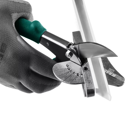 Угловые ножницы для пластмассовых и резиновых профилей KRAFTOOL 23372 купить в Ханты-Мансийске