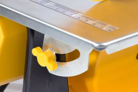 Плиткорез электрический Denzel TCD 180 C-1 96505 купить в Ханты-Мансийске