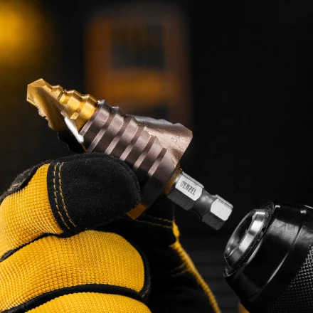 Сверло ступенчатое Denzel 723615, 9-12-15-18-21-24-27-30-33-36 мм, Р6М5К5, 6-гр. хвостовик купить в Ханты-Мансийске