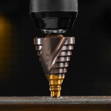 Сверло ступенчатое Denzel 723615, 9-12-15-18-21-24-27-30-33-36 мм, Р6М5К5, 6-гр. хвостовик купить в Ханты-Мансийске