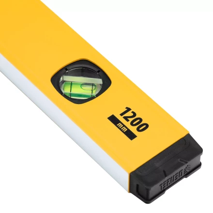 Уровень алюминиевый Denzel 33694, магнит, фрезерованный, 3 глазка (1 зеркал.), 0,5 мм/м, 1200 мм купить в Ханты-Мансийске