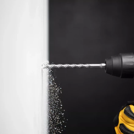 Бур по бетону Denzel, 5 x 160 мм, двойная спираль, три пылеотводящие кромки, 705004 купить в Ханты-Мансийске