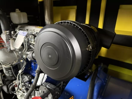 Дизельный генератор Vektor AD-120Y-T400 в шумозащитном кожухе купить в Ханты-Мансийске