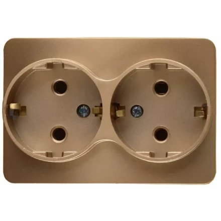 Розетка СВЕТОЗАР &quot;ГАММА&quot; с заземлением, двойная, без вставки и рамки, цвет золотой металлик, 16А/~250В SV-54107-GM купить в Ханты-Мансийске