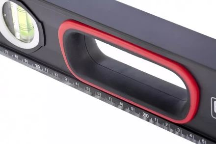 Уровень алюминиевый усиленный 600 мм MATRIX 2 компонентные рукоятки артикул 34361 купить в Ханты-Мансийске