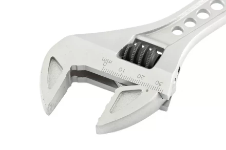 Ключ разводной 250 мм CrV двухкомпонентная ручка GROSS 15562 купить в Ханты-Мансийске