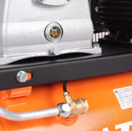 Компрессор масляный поршневой ременной PATRIOT REMEZA СБ 4/С-50 LB 30 A купить в Ханты-Мансийске