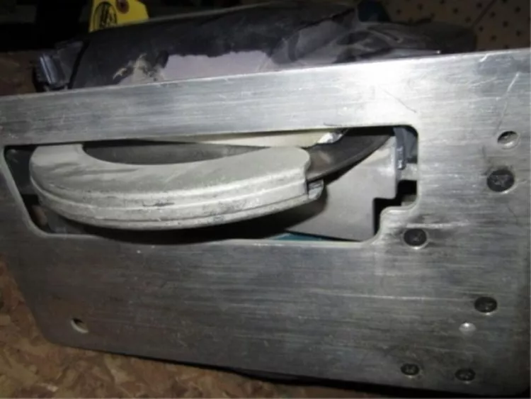 Пила дисковая 5057KB Makita купить в Ханты-Мансийске