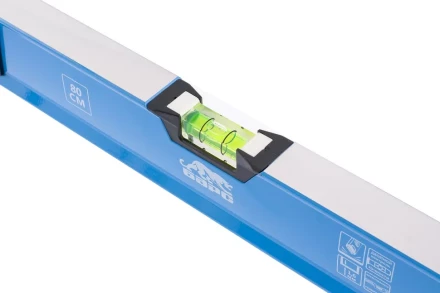 Уровень алюминиевый двуручный 800 мм профиль 1.6 мм фрезерованный ударопрочные заглушки 3 глазка БАРС 34352 купить в Ханты-Мансийске