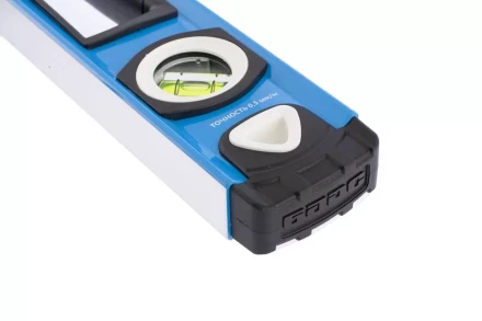 Уровень алюминиевый двуручный 800 мм профиль 1.6 мм фрезерованный ударопрочные заглушки 3 глазка БАРС 34352 купить в Ханты-Мансийске