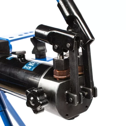 Трубогиб гидравлический, горизонтальный, 13 т, башмаки 1/2"-2" STELS 18151 купить в Ханты-Мансийске