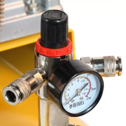 Компрессор воздушный, ременный привод BCI4000-T/200, 4.0 кВт, 200 литров, 690 л/мин Denzel 58124 купить в Ханты-Мансийске