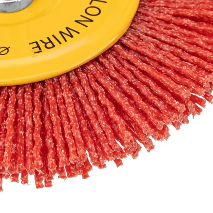 Щетка для дрели Denzel, 100 мм, Плоская, со шпилькой, нейлоновая щетина, 74434 купить в Ханты-Мансийске