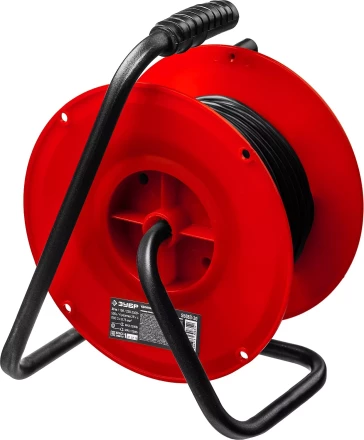 Удлинитель на катушке &quot;ПВС 307&quot;, 30 м, 2500 Вт, 4 гнезда, ПВС 3х0,75 кв мм, ЗУБР 55083-30 купить в Ханты-Мансийске