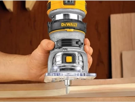 Фрезер кромочный DeWalt D26200 купить в Ханты-Мансийске