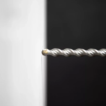 Бур по бетону Denzel, 12 x 210 мм, двойная спираль, три пылеотводящие кромки, купить в Ханты-Мансийске