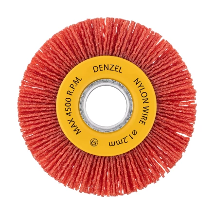 Щетка для УШМ, 100 мм, плоская, нейлоновая щетина, посадка 22,2 мм Denzel 74437 купить в Ханты-Мансийске